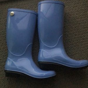 Ugg rain boots